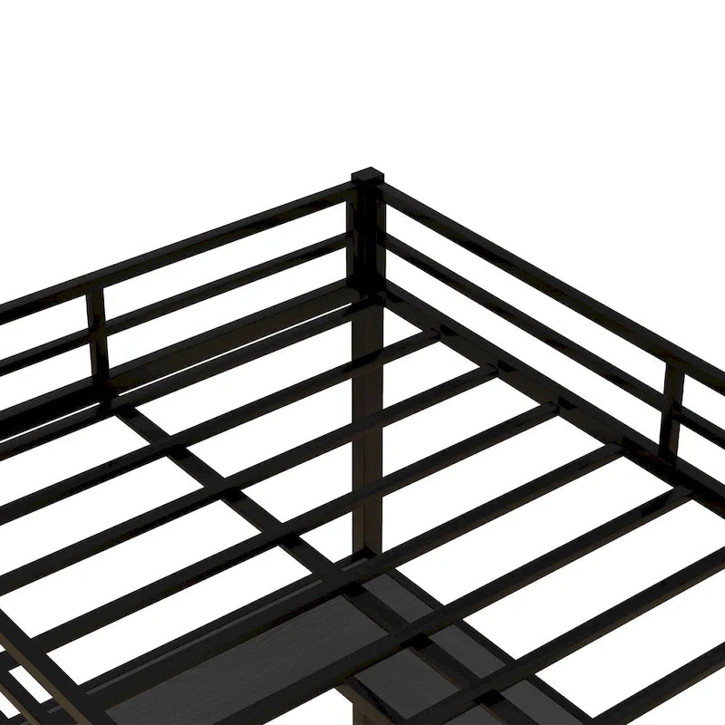 Cama loft de metal negra de tamaño completo con escritorio, estantes, escalera y barandillas