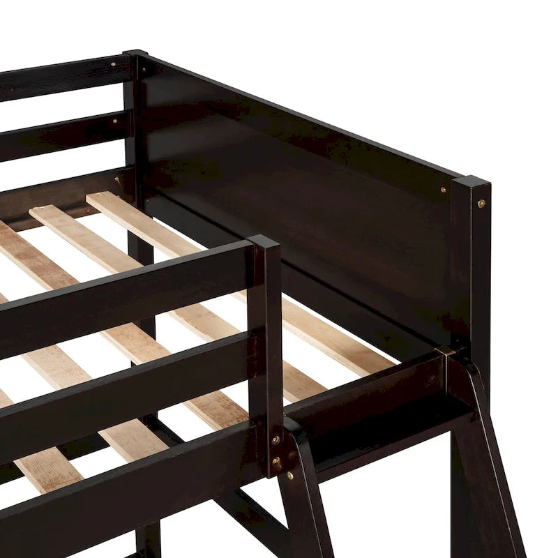 Litera elevada Espresso Twin de madera maciza con escalera inclinada, barandillas y 14 listones