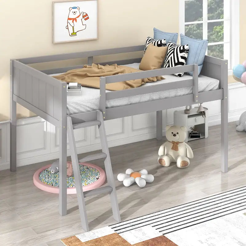 Cama alta individual baja de madera maciza gris con escalera convertible y valla de seguridad para niños